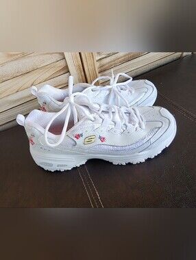Skechers D Lites Bright Blossom 11977 White Memory Foam Shoes Sneakers Floral 10
